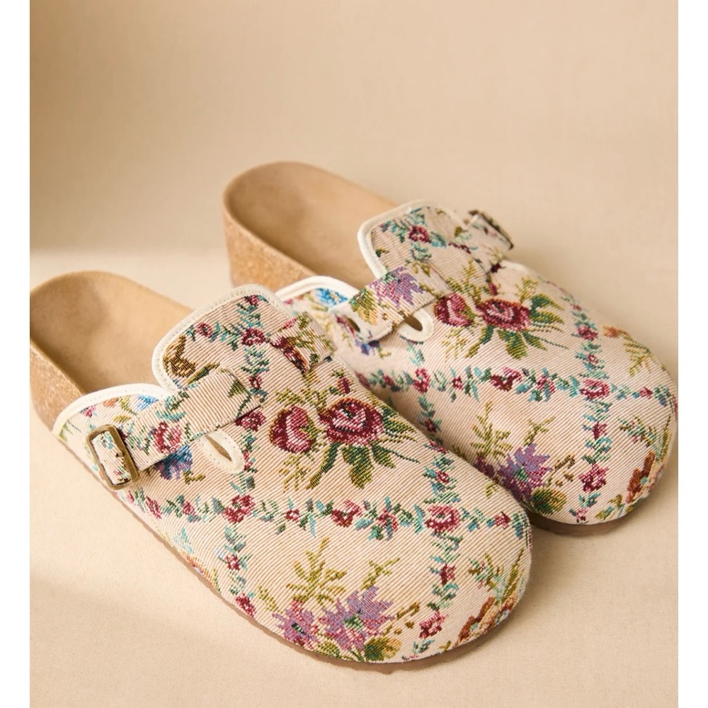 Altar'd State Floral Mules - Cream and Pink